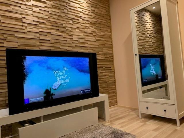 Oak Lounge Lux Apartment Рига Экстерьер фото