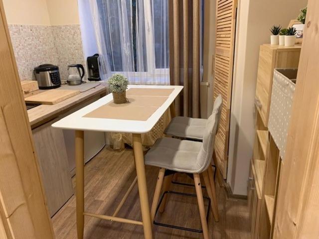 Oak Lounge Lux Apartment Рига Экстерьер фото